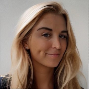  Ashley Kozer